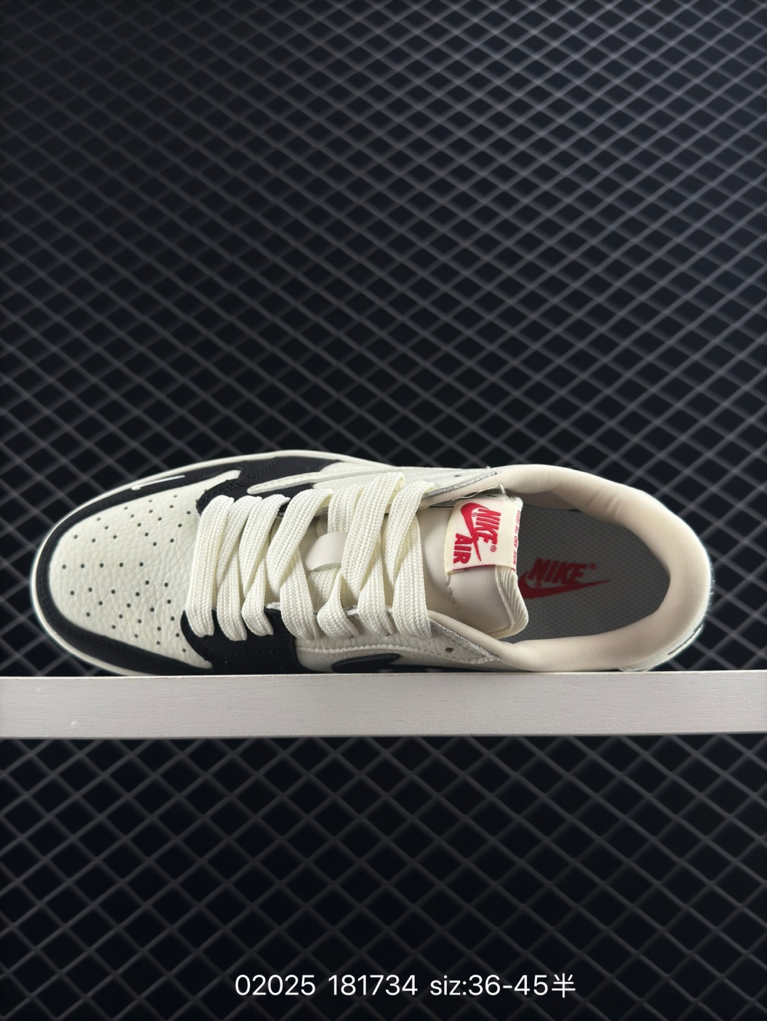 Travis Scott x Air Jordan 1 ” Reverse Mocha “